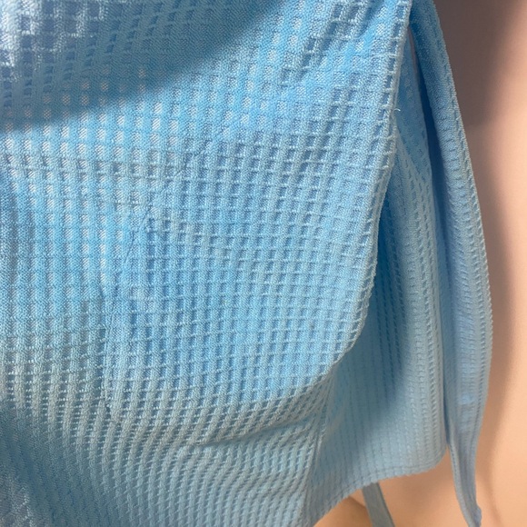 Assorted robes - Picture 6 of 11